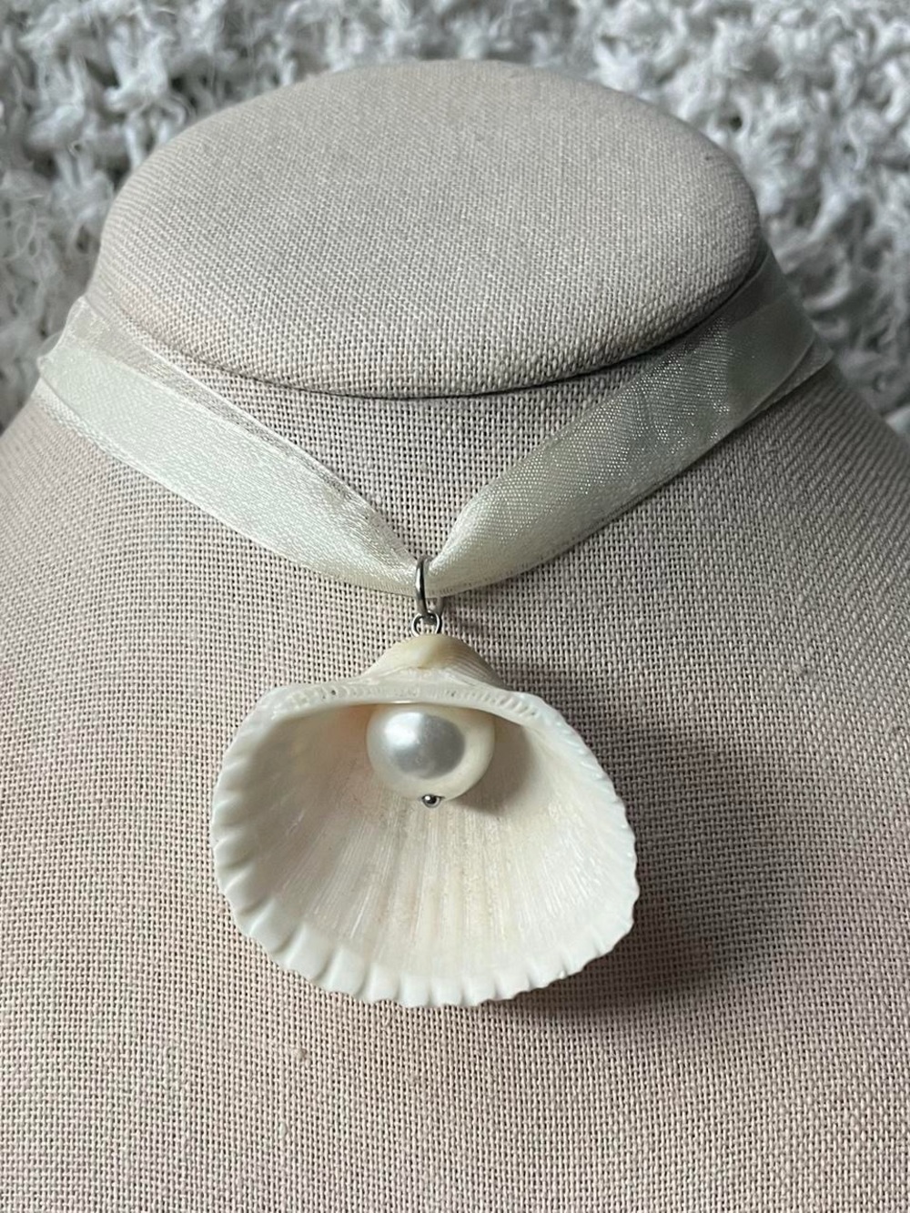 real natural shell on ribbon mermaid choker